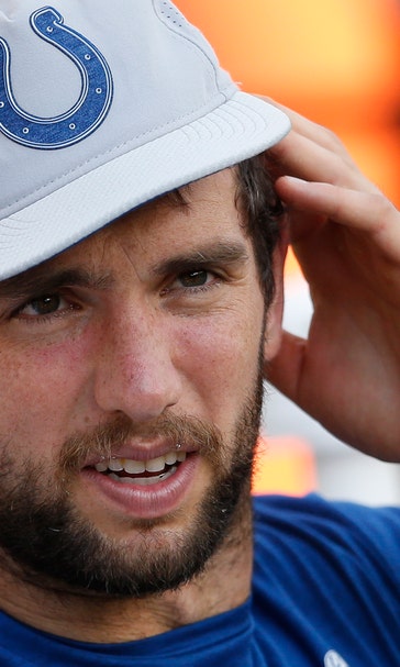 Calf injury continues to keep Luck out of Colts' workouts